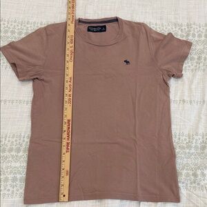 Abercrombie & Fitch Tan Short Sleeve Tee